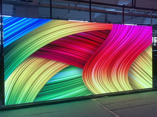 Wat ass besser fir fein Pitch LED Displays, SMD oder COB?